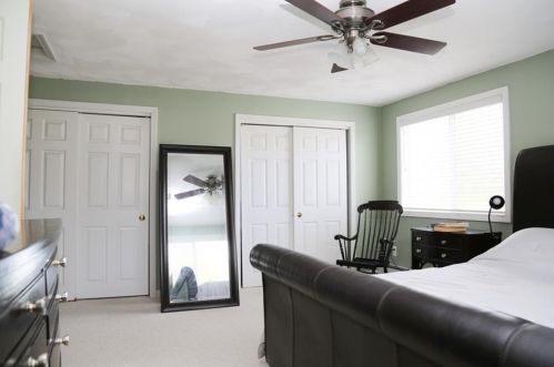 853 Boston Neck Rd, South Kingstown RI  02882-2904 exterior