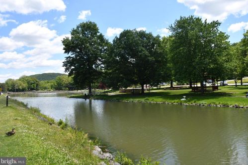 480 Columbia St, Schuylkill Haven PA  17972-2006 exterior