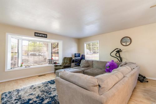 344 Washington Ave, Ukiah CA  95482-6323 exterior