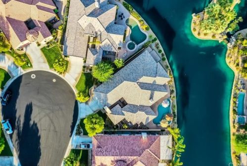 9 Loch Ness Lake Ct, Rancho Mirage CA  92270-5811 exterior