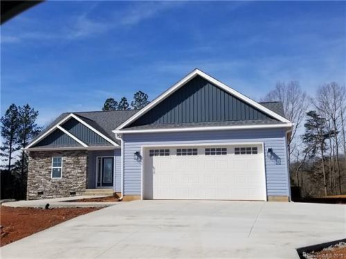 139 Greythorn Dr, Statesville, NC 28625-2380