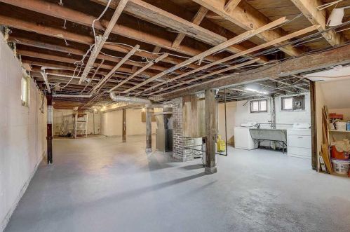 2651 60, Milwaukee WI 53219-3151 exterior