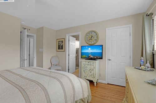 1220 Hillcrest Ave, Livermore CA  94550-4923 exterior