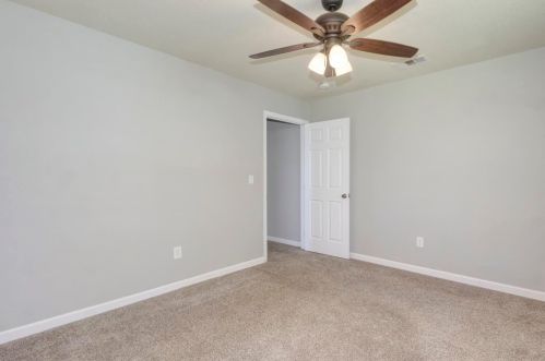 9665 Kent St, Elk Grove CA  95624-2432 exterior