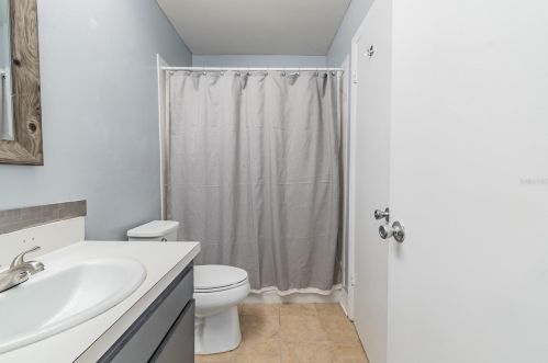 14677 Pine Glen Cir, Lutz FL  33559-3289 exterior