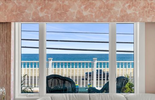 549 Ocean Blvd, Hampton, NH 03842-3701