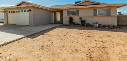 5623 Brown St, Glendale, AZ 85302-1408