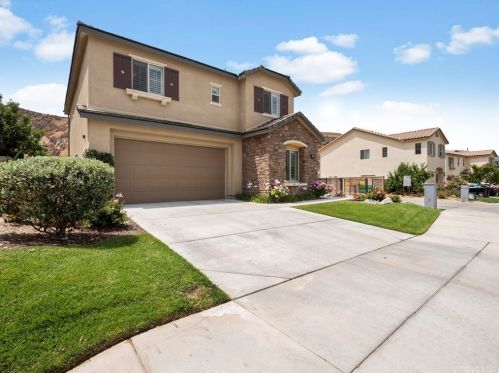 26825 Cherry Willow Dr, Santa Clarita, CA 91387-1813