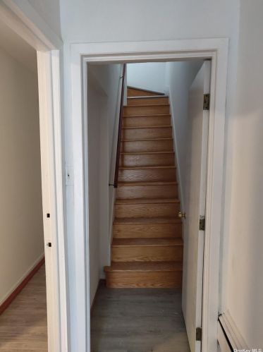 90-46 170th St, Jamaica, NY 11432-1331