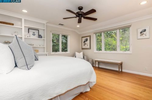 7 Calvin Ct, Orinda CA  exterior