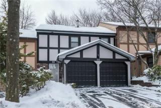 16 Sheffield Hl, Woodbury, NY 11797-2419