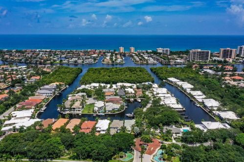 5310 Boca Marina Cir, Boca Raton FL 33487-5221 exterior