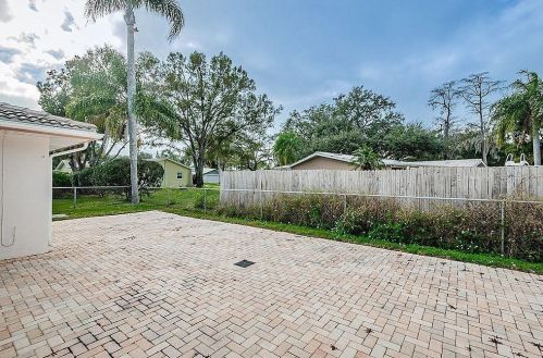 165 Patty Ann Blvd, Palm Harbor FL  34683-5045 exterior