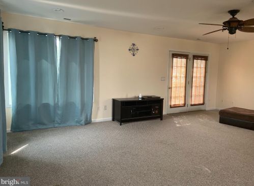 104 Broad Creek Rd, Laurel DE  19956-1124 exterior