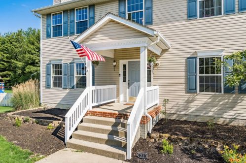 21 Jeremy Ct, Pataskala, OH 43062-9607