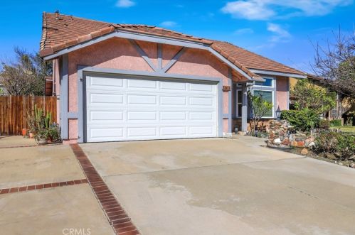 6736 Stonegate Dr, Chino CA  91710-6227 exterior