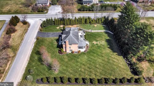 11 Marsh Hawk Way, Shepherdstown, WV 25443-4857