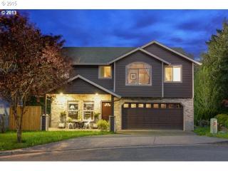 2585 10th St, Washougal, WA 98671-7442