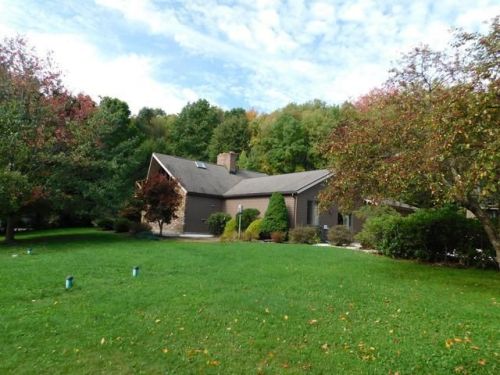 1251 Quaker Hill Rd, Warren, PA 16365-4205