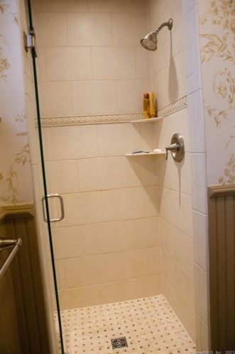 819 Cleveland Ave, Bridgeport CT 06606-5289 exterior