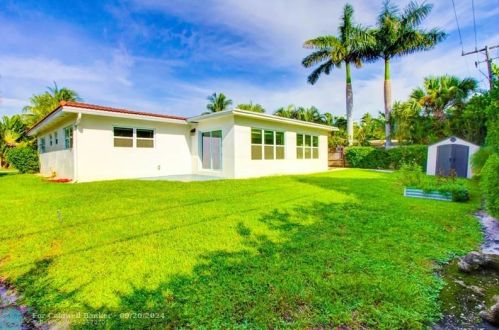 3050 5th Ave, Boca Raton, FL 33431-6749