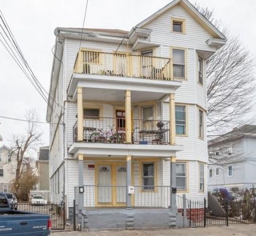 222 Hanover St, Providence, RI 02907-2777