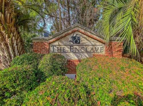 200 Oak Pt Lndg Dr, Mount Pleasant SC  29464-6283 exterior