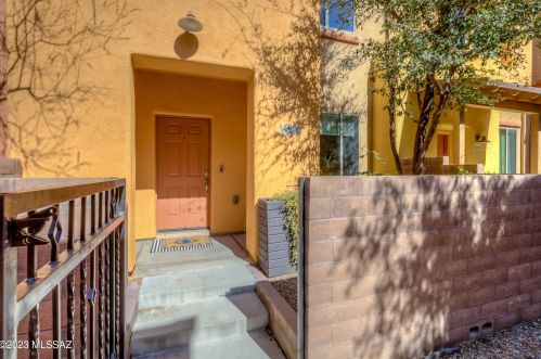 2406 Blue Diamond Dr, Tucson AZ  85718-6691 exterior