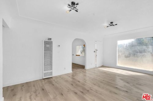 708 Weber Ave, Fresno CA  93728-2938 exterior