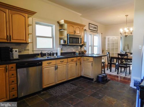 21 3rd St, Souderton PA  18964-1113 exterior