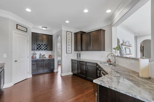 924 Kentucky Cir, Marysville OH  43040-7095 exterior