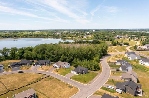 311 Lachermeier Ln, Waverly MN  55390-4515 exterior