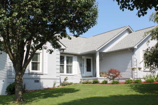 220 Hobbs Rd, Knoxville, TN 37934-1005