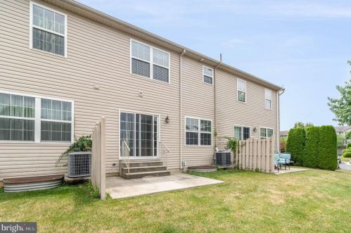 6357 Galleon Dr, Navy Sup Dpt PA  17050-2949 exterior