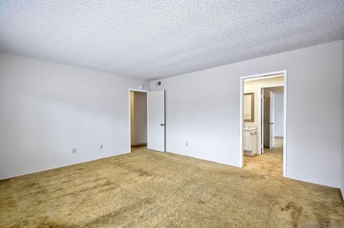 17317 Campillo Dr, San Diego CA  92128-2149 exterior