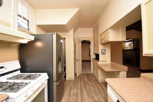 1524 Fallowfield Ave, Pittsburgh PA  15216-3753 exterior