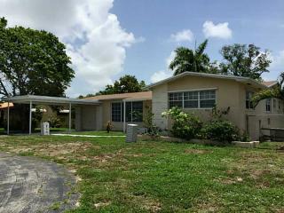 13731 Miami Ave, Miami, FL 33168-4829