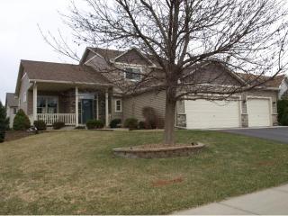 2105 Williams St, Prior Lake, MN 55379-4422