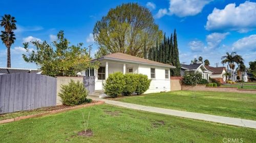 1035 Silverbirch Pl, West Covina CA  91790-5043 exterior