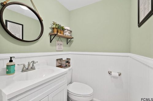 812 Central Ave, Flagler Beach FL  32136-3337 exterior