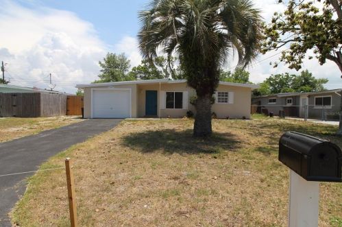 10608 Camelia Dr, Port Richey, FL 34668-2825