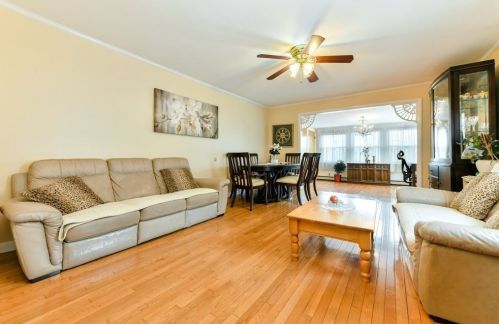 37 Spencer Ave, Chelsea MA  02150-3023 exterior