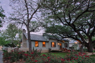 108 Creek St, Fredericksburg TX  78624-4128 exterior