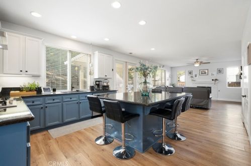 30770 Grand View Cir, Temecula CA  92591-7293 exterior