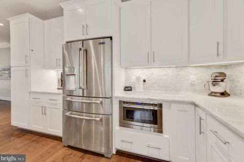 7413 Bethune St, Falls Church VA  22043-1316 exterior