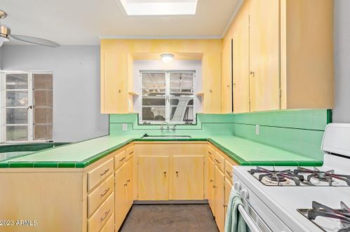 5135 12th St, Phoenix AZ  85014-3303 exterior