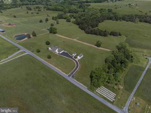 803 Hook Hill Rd, Richmond National Battlefiel VA  22835-3505 exterior