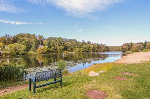 175 Ramona Ct, Yorktown Hgts NY  10598-3318 exterior