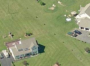 130 Lynx Ln, Effort, PA 18330-7972