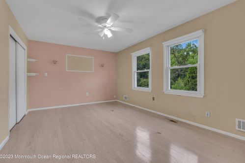 163 Colonial Dr, Lakewood NJ  08701-5852 exterior